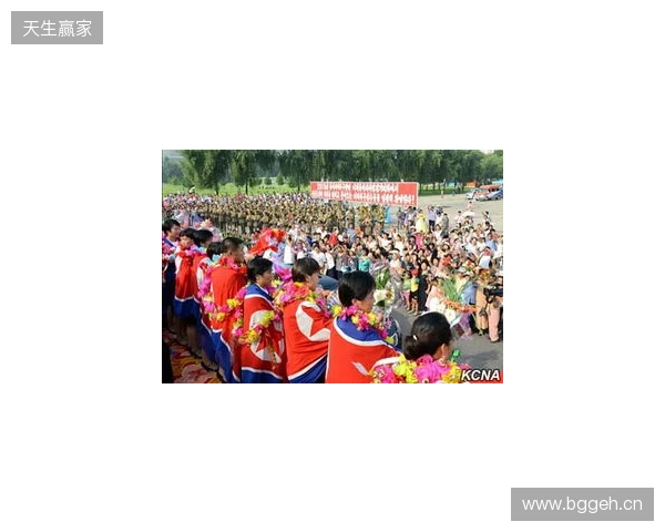 夺得湘超冠军!永州队球员乘坐花车回城,市民夹道欢迎 夺得湘超冠军!永州队球员乘坐花车回城,市民夹道欢迎