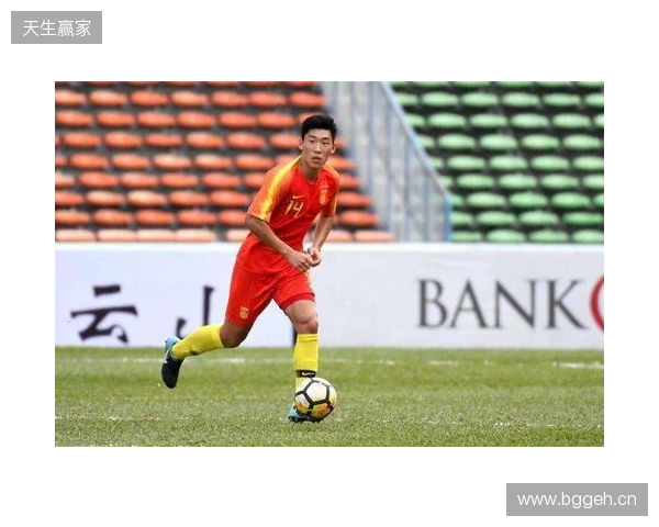 马德兴：U17国足2-0乌兹别克斯坦队，赵松源和张伯霖各入一球