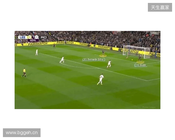 TA解析曼城门球战术:两名后腰禁区内接球破解对手人盯人逼抢 TA解析曼城门球战术:两名后腰禁区内接球破解对手人盯人逼抢